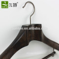 luxury branded antique wood hanger for fashion clothes shops